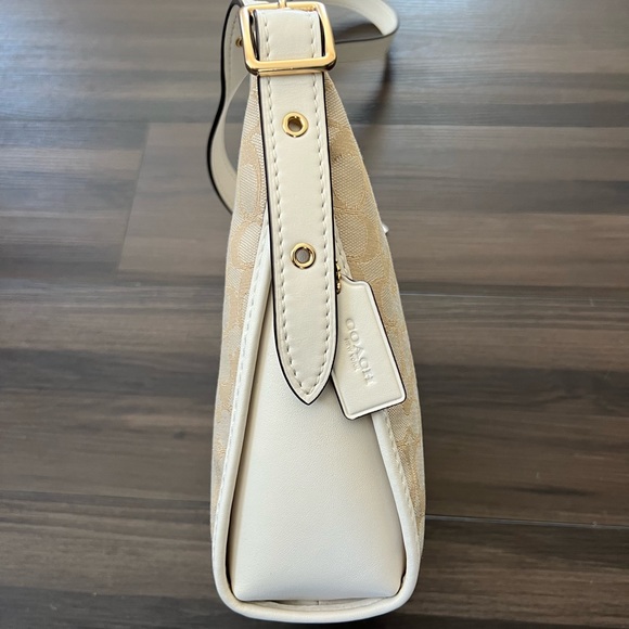 NWT Coach Dufflette - Picture 3 of 9